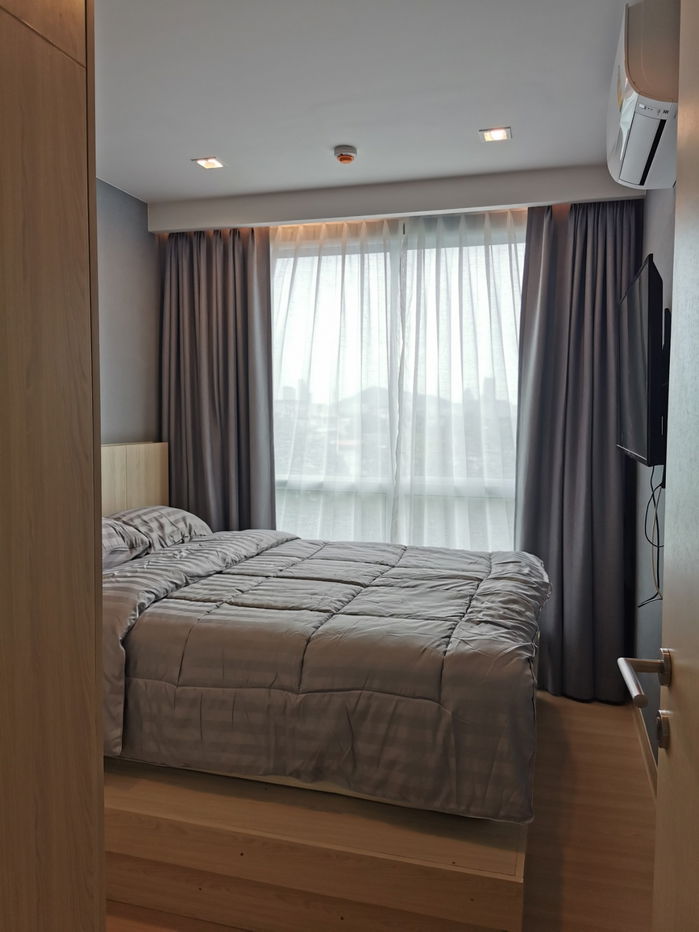 picture Fully furnished beachfront condominium in Sriracha, Chonburi  - 3/17