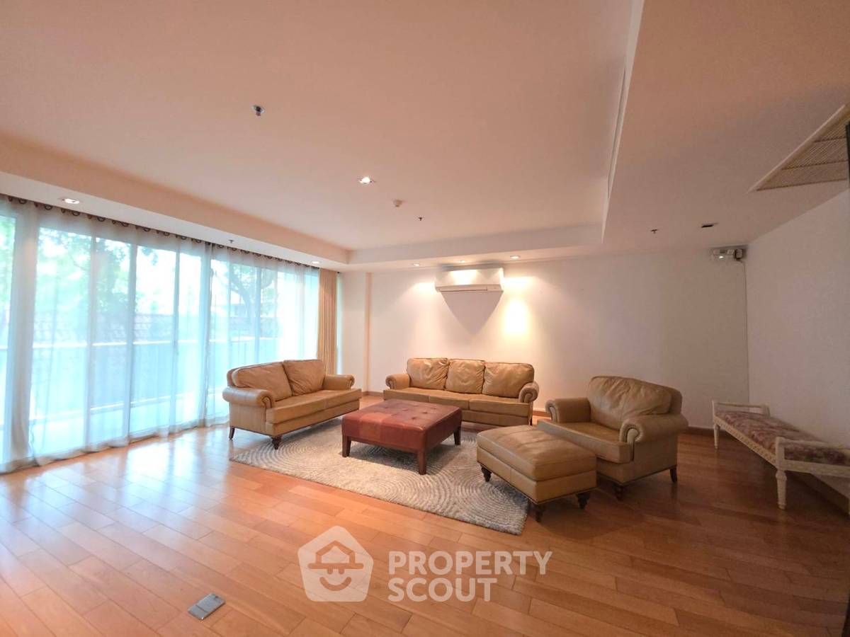 picture 4-BR Condo at Belgravia Residences Condominium near BTS Thong Lor (ID 2113570) - 3/18