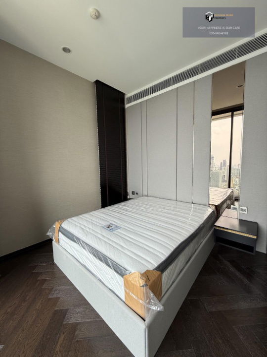 picture The Esse Sukhumvit 36 | Rare unit, one of the small penthouses, very close to Thonglor BTS station #2025072411058 - 2/9