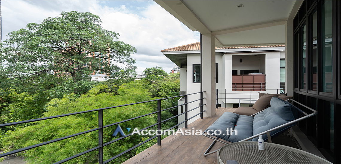 picture 🔼🔽 AccomA 📩  Minimalist Box-Shape Home with Natural Light and Utility Room (AA13422) - 14/20