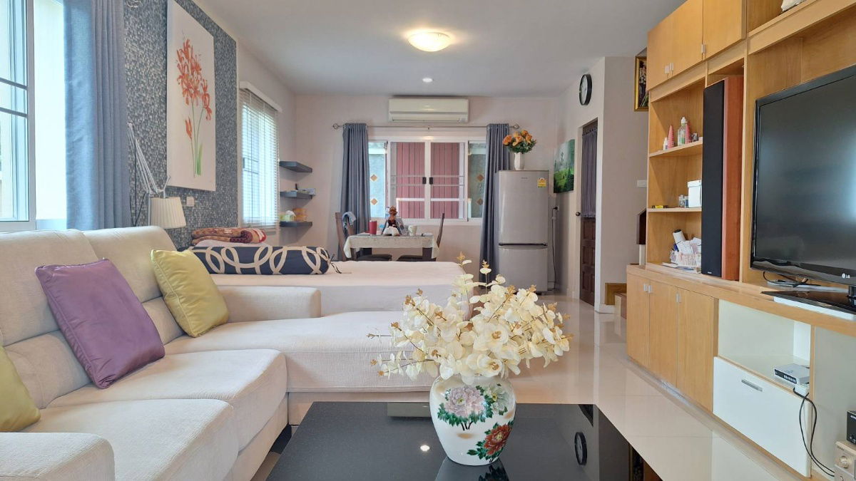 รูป ขายบ้านเดี่ยวโครงการลากูนน่าโฮม เฟส 10เนื้อที่ 72.10 ตร.ว. 3 ห้องนอน 2 ห้องน้ำ ราคาเพียง ล้านบาท  พร้อมอยู่ พร้อมเฟอร์และเครื่องใช้ไฟฟ้า  - รูปที่ 4/58