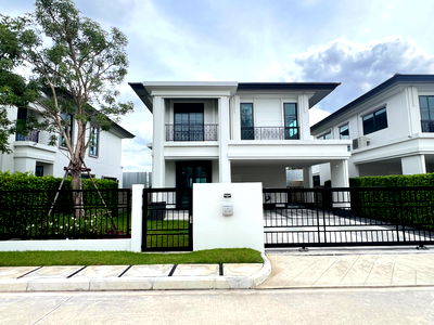 บ้านเดี่ยว สายไหม อเวนิว : 🏡✨ ขายบ้านเดี่ยวสไตล์ Modern Classic โครงการเศรษฐสิริ พหลโยธิน–สายไหม บ้านสวย ฟังก์ชันครบ พร้อมอยู่ ทำเลดีใกล้รถไฟฟ้า ใกล้ทางด่วน 🚆🚗