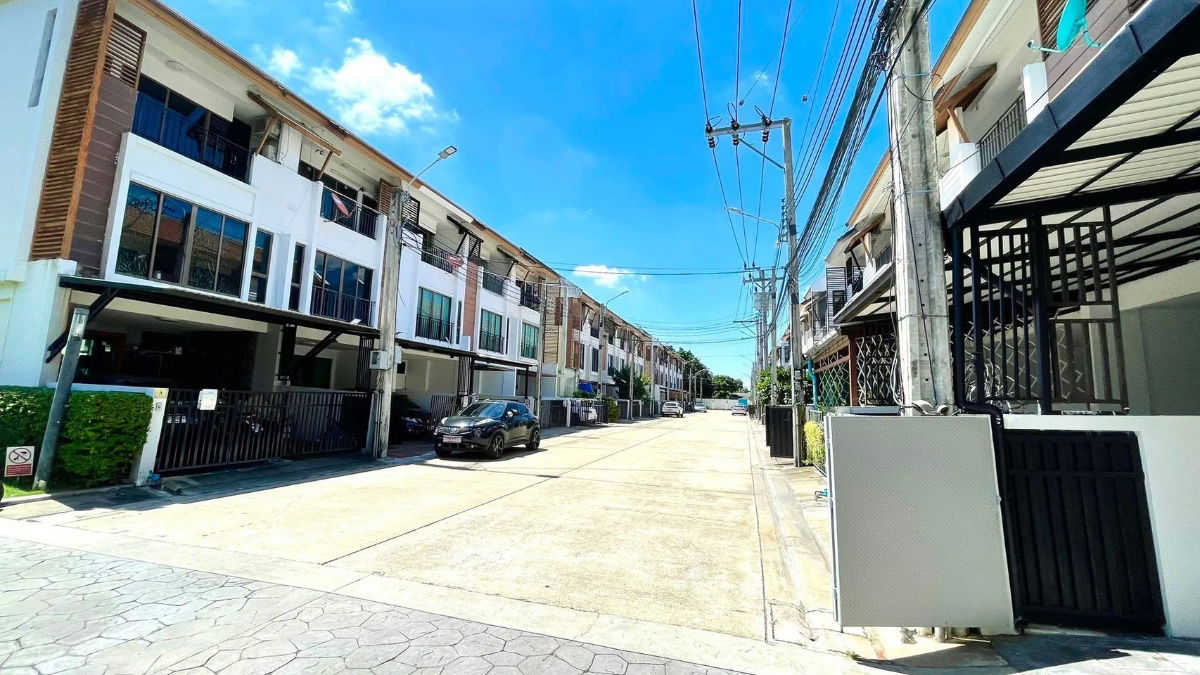 รูป 🏡 ทาวน์โฮม 3 ชั้นให้เช่า หมู่บ้าน The Private สุขุมวิท 97/1 ใจกลางสุขุมวิท ใกล้ BTS บางจาก & ทางด่วนสุขุมวิท 62 - รูปที่ 3/11