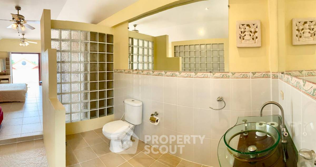 picture 4-BR Villa in Nong Kae (ID 1094572) - 23/25