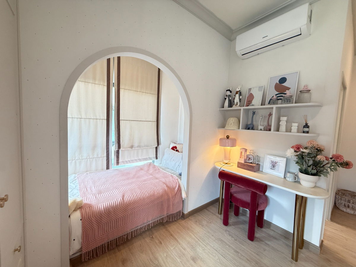 picture House for Sale in Ratchapuek Road - Only 5 Minute from Robinson Lifestyle Ratchaphruek - Ready to Move In - Fully Furnished - Saransiri Ratchapuek 345  - 12/17