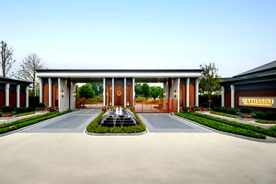 Houses for sale Sirindhorn International Institute of Technology (SIIT) : Only 8,990,000 THB – Rare Opportunity! Golf view single house in a premium location  ,Setthasiri Krungthep–Pathumthani 2