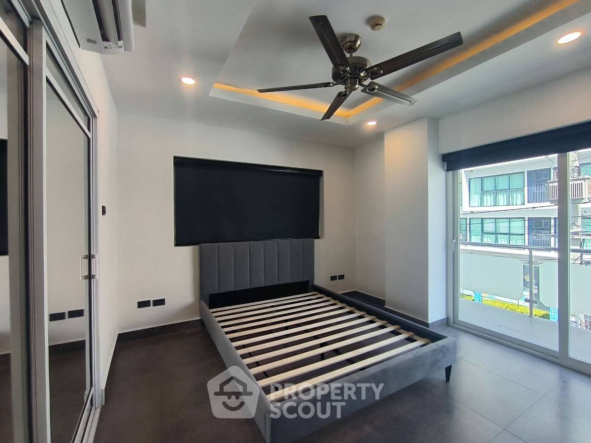 picture 1-BR Condo at Tudor Court close to Phratamnak (ID 1862712) - 7/8