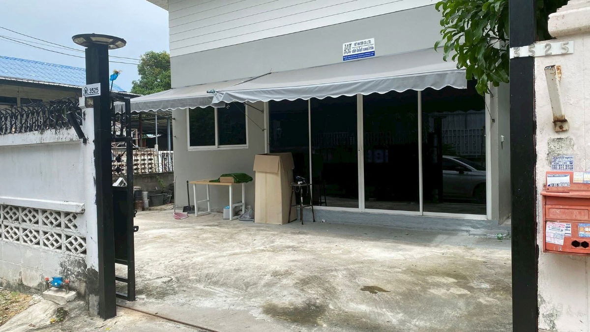 รูป 📌บ้านเดี่ยวให้เช่า ซอยแบริ่ง 48 สุขุมวิท 107 💥ราคาสุดคุ้ม เพียง 15,000 บาท/เดือน บ้านเดี่ยวในเมือง ใกล้รถไฟฟ้า เข้าอยู่ได้ทันที! - รูปที่ 2/9