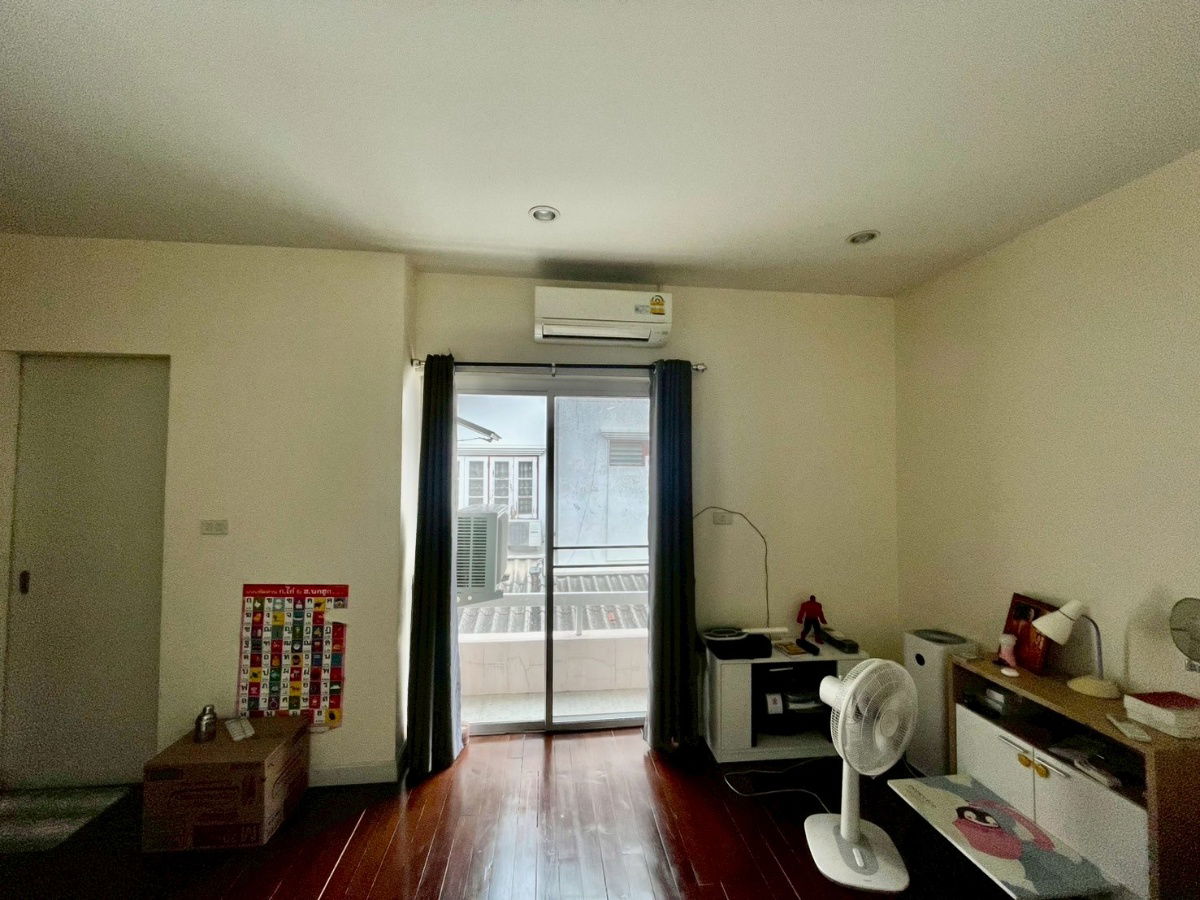 picture 🏡 For Sale: 2-Storey Detached Home in Prime Prachachuen Area - 5/15
