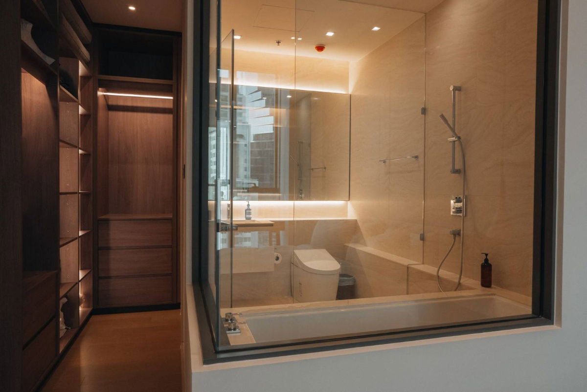 รูป ❖ Nice Decoration ❖ ชั้น 20+ 90.62 ตร.ม. | 2 ห้องนอน 2 ห้องน้ำ | คอนโดใกล้ BTS ทองหล่อ 190 ม., เมเจอร์ ซีนีเพล็กซ์ สุขุมวิท 550 ม. - รูปที่ 16/17