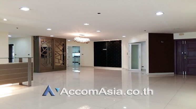 picture 🔼🔽 AccomA 📩 Modern-style condo with multiple balconies and scenic views (1516442) - 2/11