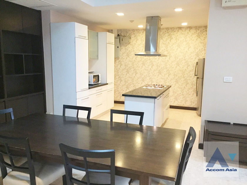 picture 🔼🔽 AccomA 📩 Spacious unit with cozy living and warm wooden tone (1515877) - 3/17