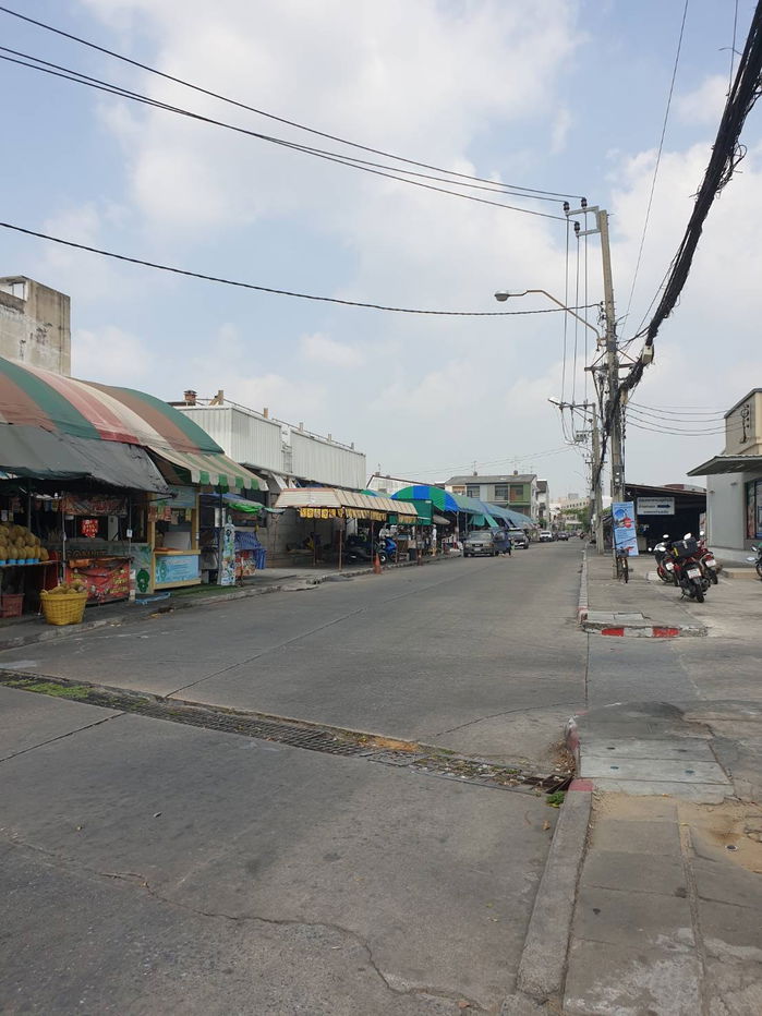 รูป ขายที่ดินติดถนนใหญ่ ถนนนวมินทร์ 139 ติดตลาดซอยนวมินทร์ 139 เนื้อที่ 223.7 ตรว.ต่อรองได้ - รูปที่ 7/13