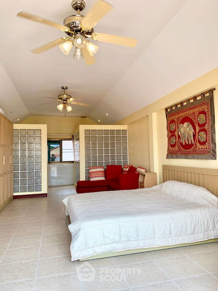 picture 4-BR Villa in Nong Kae (ID 1094572) - 11/25