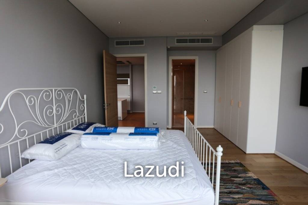 รูป 3 Bed 4 Bath 347 SQ.M Sindhorn Residence - รูปที่ 9/16