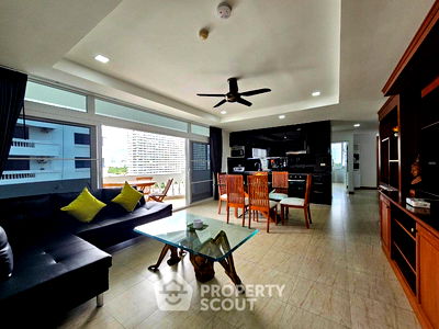 Condos for sale : 2-BR Condo at Jomtien Complex Condotel close to Jomtien Beach (ID 1941684)