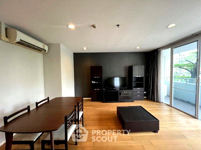 ขายคอนโด : คอนโด 2-ห้องนอน ที่ วิลล่า สิกขรา คอนโดมิเนียม ใกล้ พร้อมพงษ์ (ID 2225729)