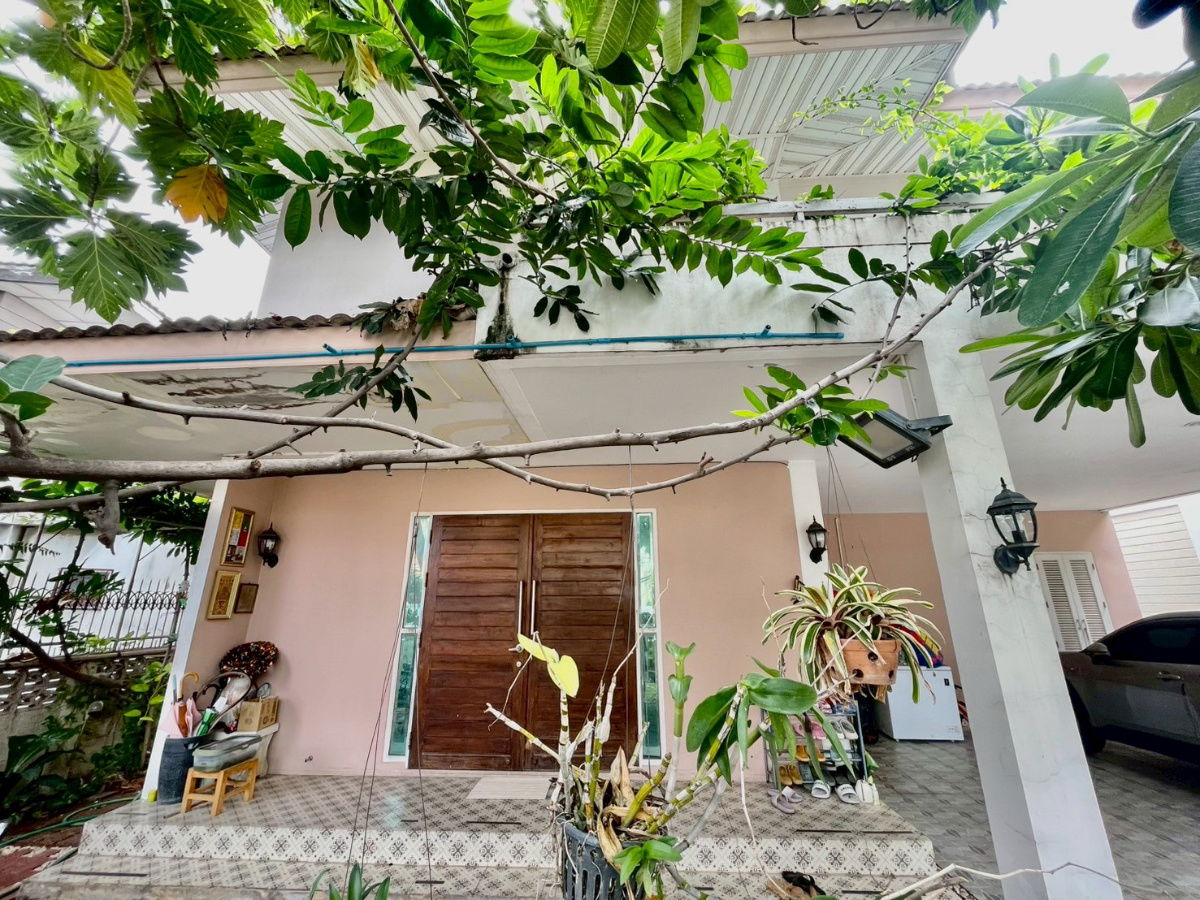 picture 🏡 For Sale: 2-Storey Detached Home in Prime Prachachuen Area - 14/15