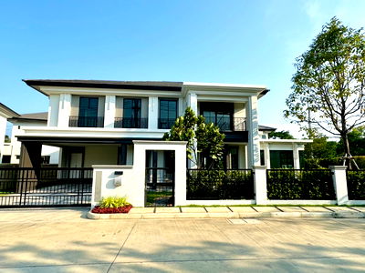 Houses for sale Muang Pathum Thani Pathumthani : Setthasiri Krungthep–Pathumthani 2 A modern home equipped - designed for your comfort, energy efficiency, and eco-friendly living.
