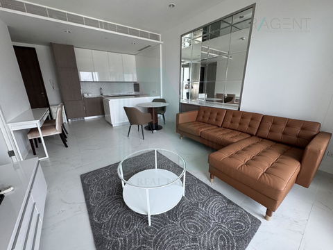 🎉 For Rent Condo 185 RATCHADAMRI Building 1, Floor 15,1 bed room, Room size 70.00 sqm