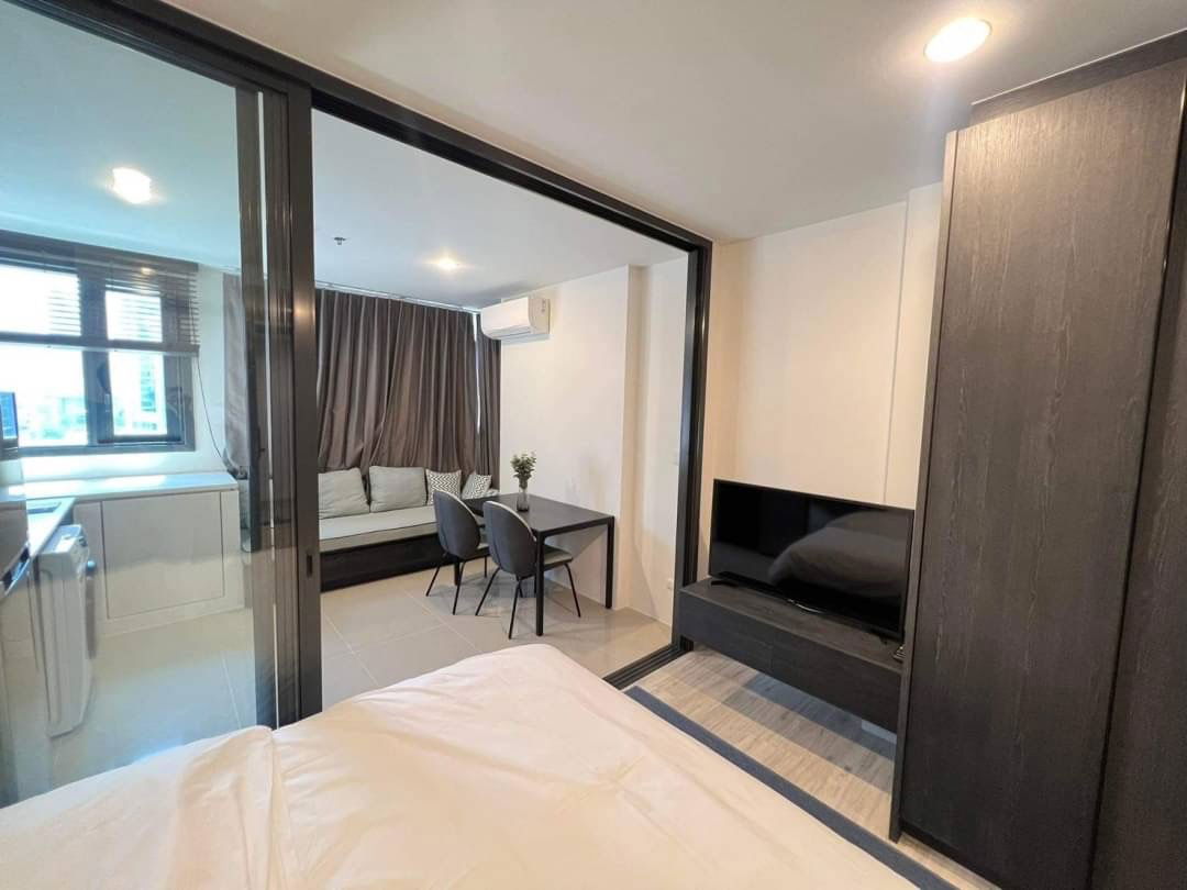 รูป 🔐#PC2401_018🔐🗓️ ว่างพร้อมอยู่🗓️𝐅𝐨𝐫 𝐑𝐞𝐧𝐭 ( 30 𝐬𝐪𝐦. 𝟏𝐛𝐞𝐝, 𝟏𝐛𝐚𝐭𝐡 )𝐗𝐓 𝐇𝐮𝐚𝐢𝐤𝐡𝐰𝐚𝐧𝐠 - รูปที่ 2/15