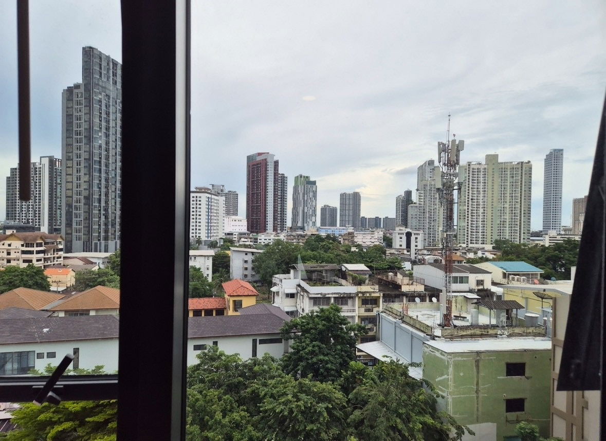 picture For rent Aspire Sukhumvit Rama 4 fully furnished 1 bed 31 sqm. 18,000 baht - 4/13