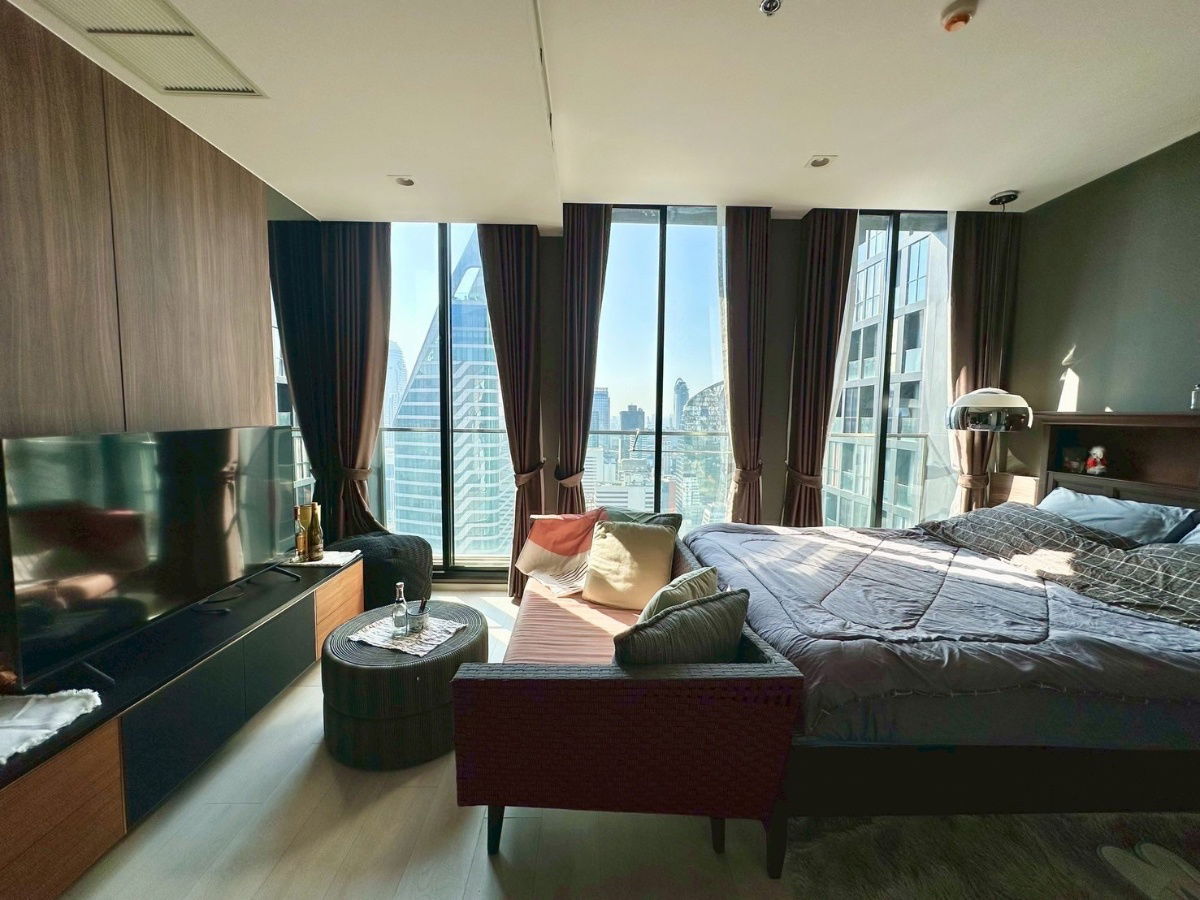 รูป 🎓🎓 Noble Ploenchit ห้องวิวสวยใจกลางเมือง พร้อม private lift ส่วนตัว 🤩 สนใจทัก @unicondo.official - รูปที่ 2/5
