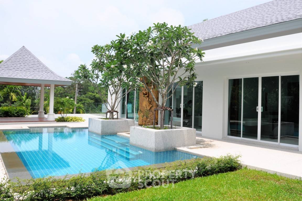 รูป วิลล่า 3-ห้องนอน ใกล้ Chalong (ID 792058) - รูปที่ 1/7