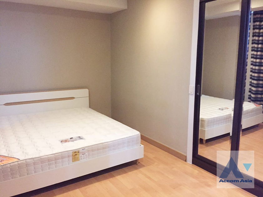 picture 🔼🔽 AccomA 📩 Spacious unit with cozy living and warm wooden tone (1515877) - 11/17