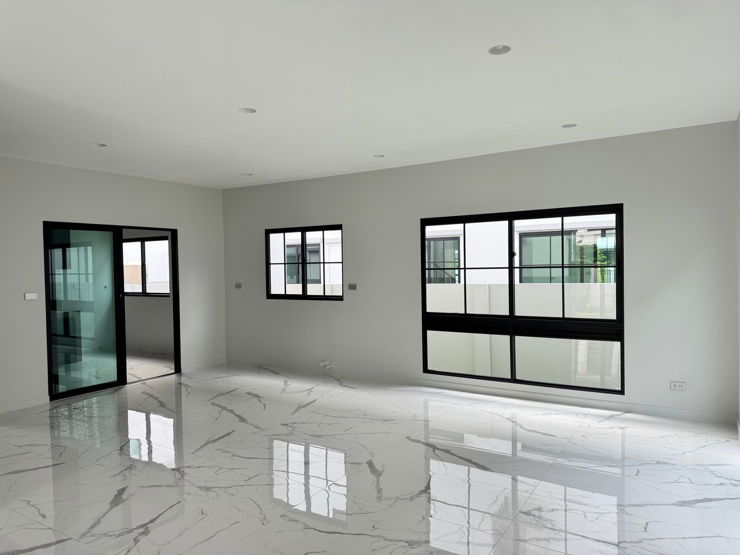 picture House for sale at Setthasiri Serithai - Ready-to-move-in project by Sansiri - 10/18