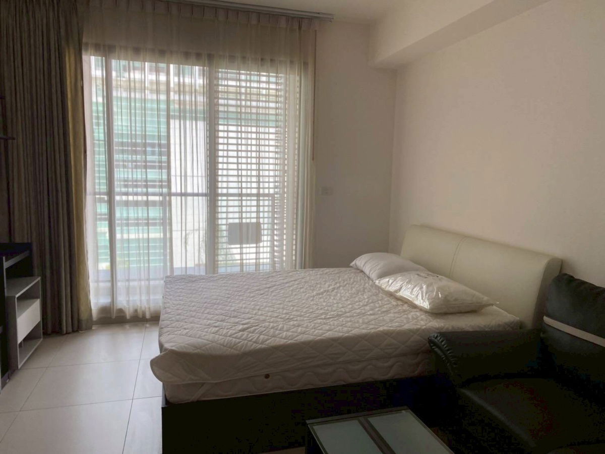 picture 🟪🟦🟩🟨🟧 For rent The Lofts Ekkamai (ready to move in) 🛎️🛎️ | 𝗟𝗶𝗻𝗲@: @𝗮𝘀𝘀𝗲𝘁𝘀𝗽𝗿𝗼 - 1/7