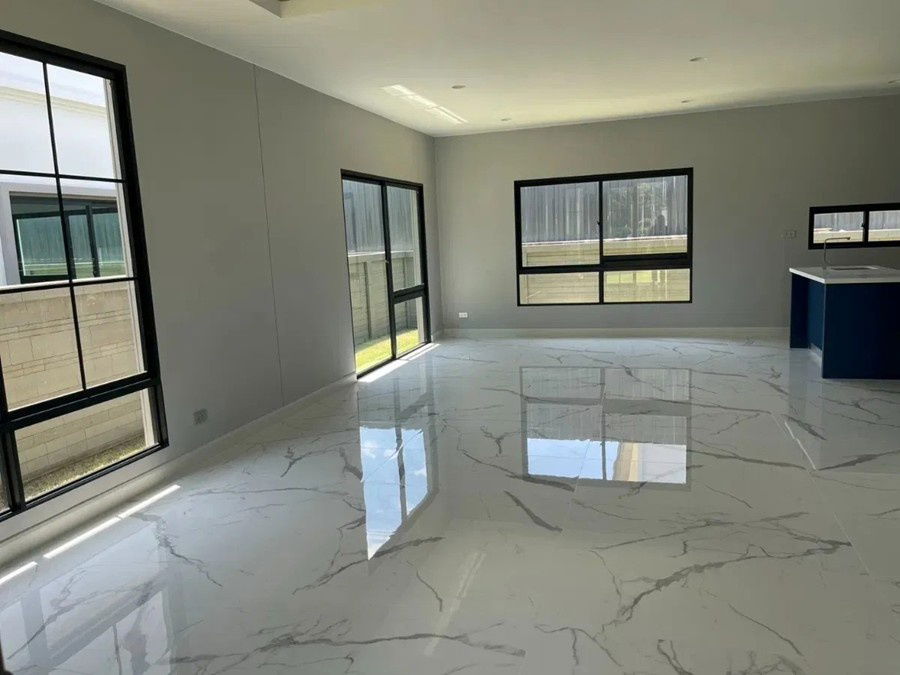 picture Large luxury single house , located at the best spot in the project with golf course views and parking for 6 cars, Setthasiri Krungthep-Pathumthani 2 - 14/26