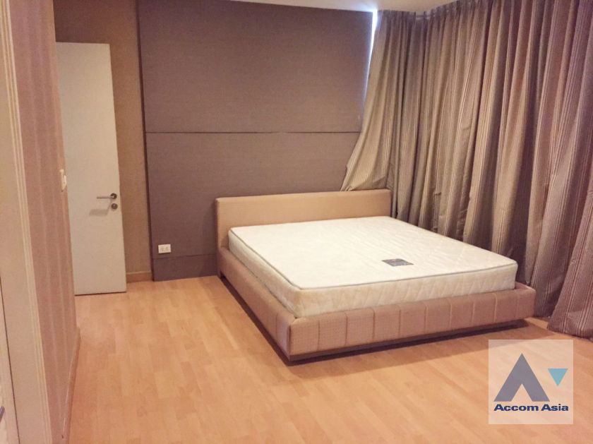 picture 🔼🔽 AccomA 📩 Spacious unit with cozy living and warm wooden tone (1515877) - 8/17