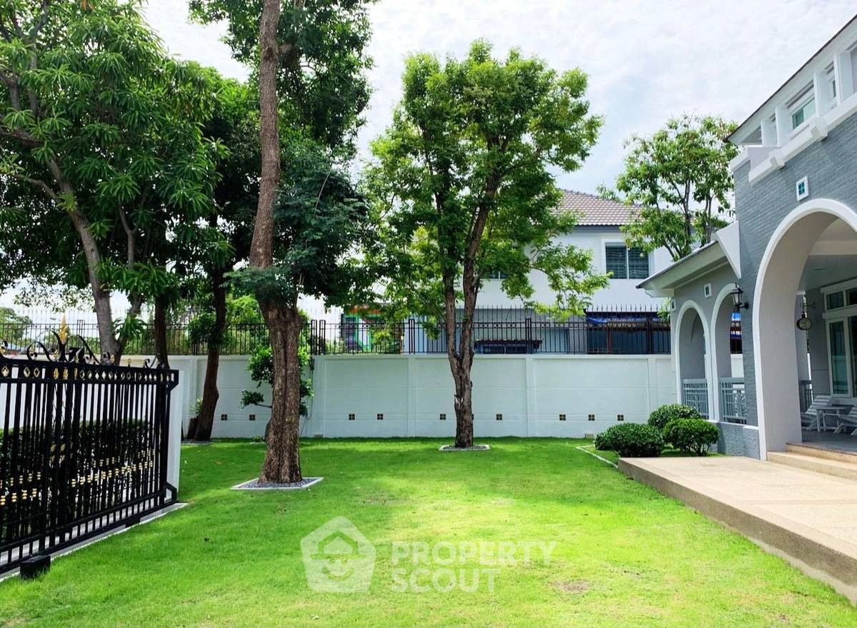 รูป บ้าน 3-ห้องนอน กับ สวน ที่ เพอร์เฟค มาสเตอร์พีซ เอกมัย – รามอินทรา (ID 1512640) - รูปที่ 9/16