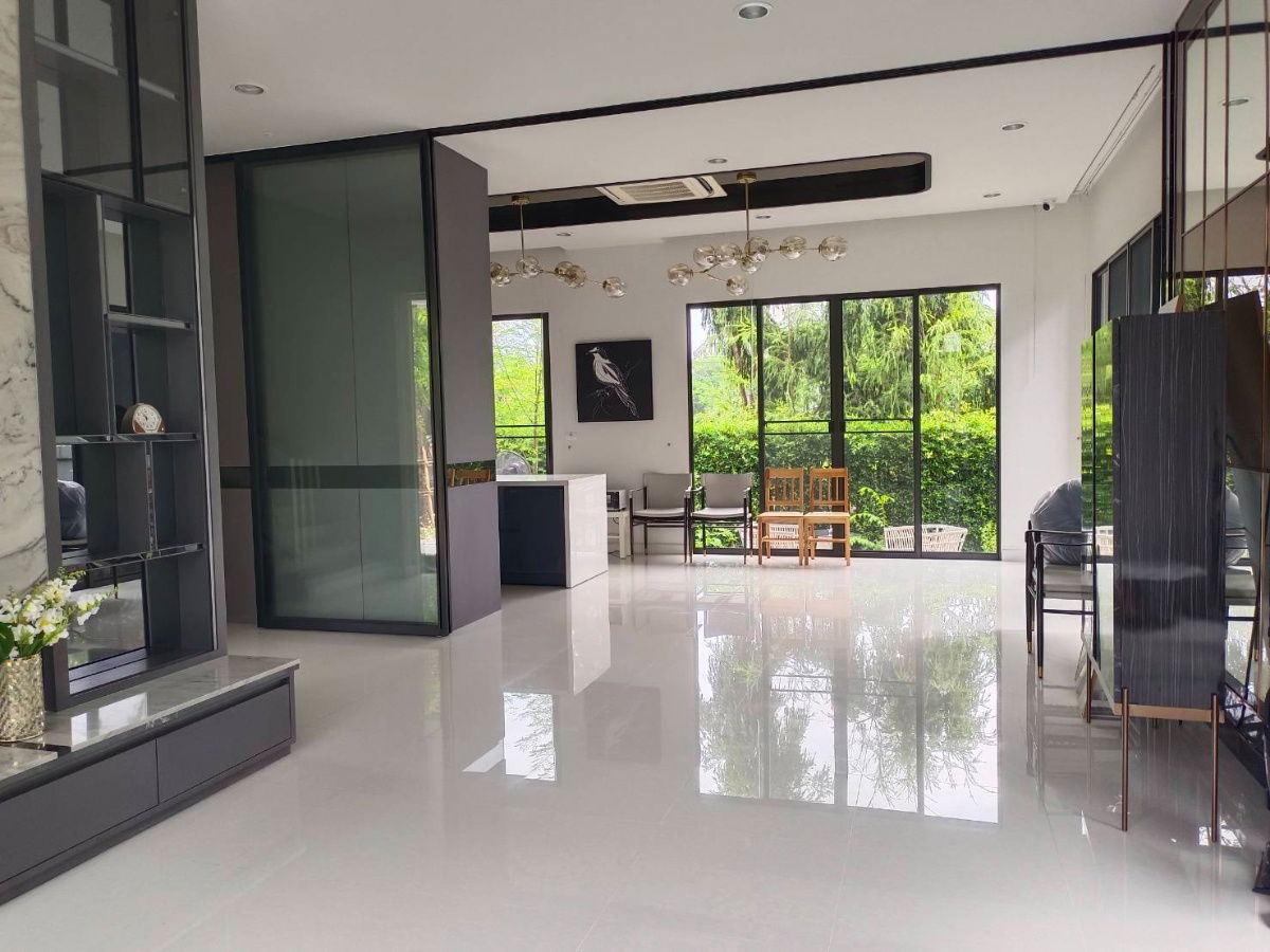 picture  3-bedroom detached house for sale in Mooban Nara Botanic Srinakarin, Yellow line Lasalle Skytrain Station - 10/18