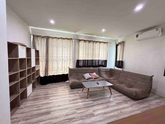 picture FOR RENT DETACHED HOUSE CHOKCHAI 4 - LADPRAO / 5 bedrooms 4 bathrooms / 98 Sqw. 450 Sqm. **80,000** CLOSE TO CENTRAL EASTVILLE - 10/15