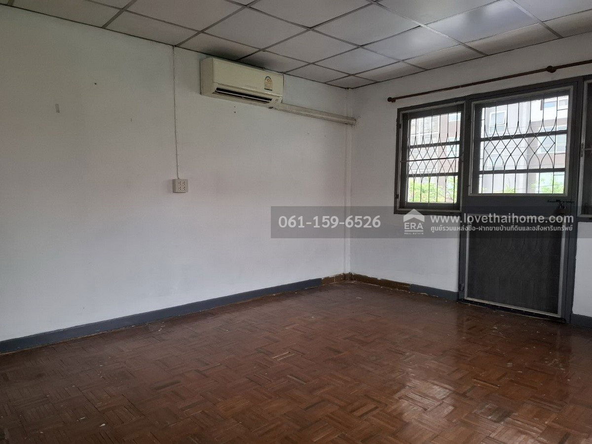 รูป ขายทาวน์เฮ้าส์ ซ.นวมินทร์ 84 หมู่บ้านฉัตรทิพย์ 20.7 ตรว. หน้ากว้าง 4.5 ม. ใกล้ รร.บดินทร์เดชา 2,รถไฟฟ้าสายสีชมพู (สถานีคู้บอน และรามอินทรา กม.9) - รูปที่ 7/10