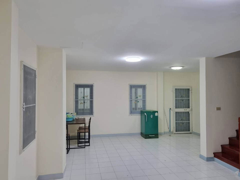 รูป ให้เช่าบ้านเดี่ยว 3 ห้องนอน 2 ห้องน้ำ – หมู่บ้านบุรีรมย์ รังสิต คลองสี่ - รูปที่ 2/6
