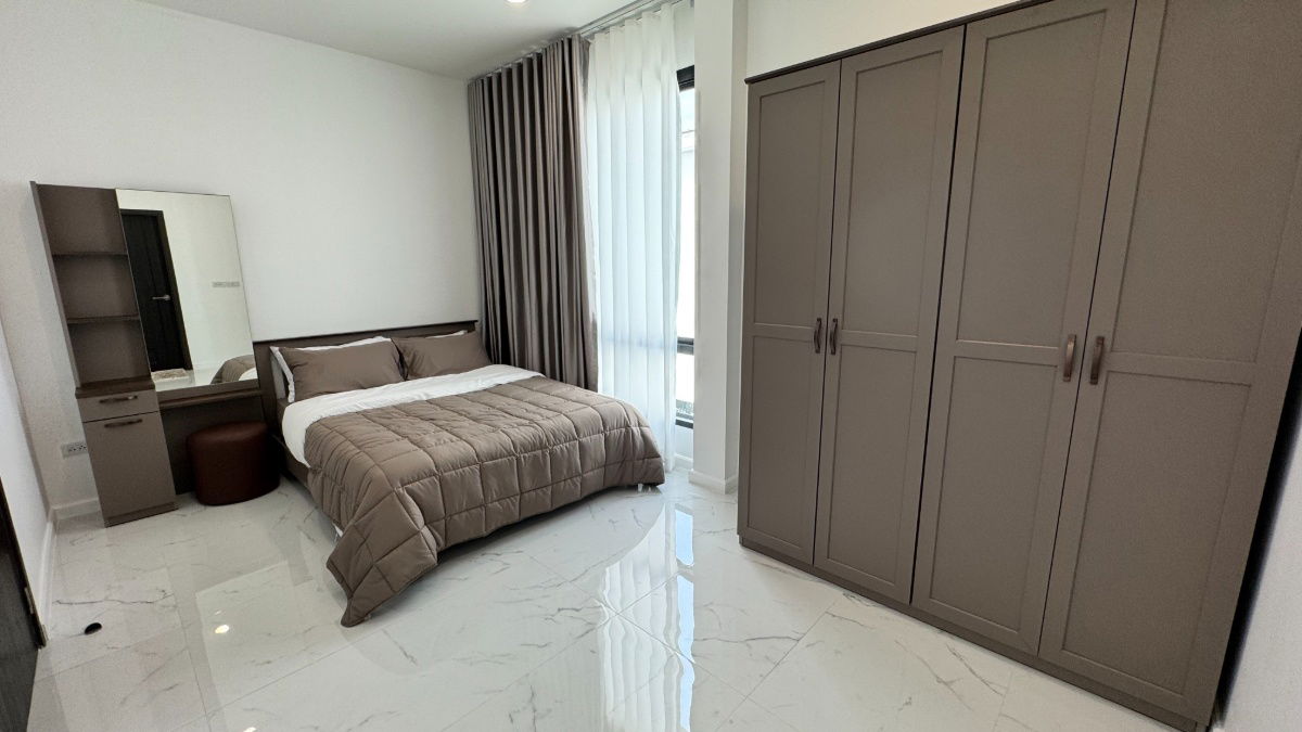 รูป โครงการ Narit Ville ทาวน์โฮม 2 ชั้น 4 ห้องนอน 4 ห้องน้ำ - รูปที่ 2/18