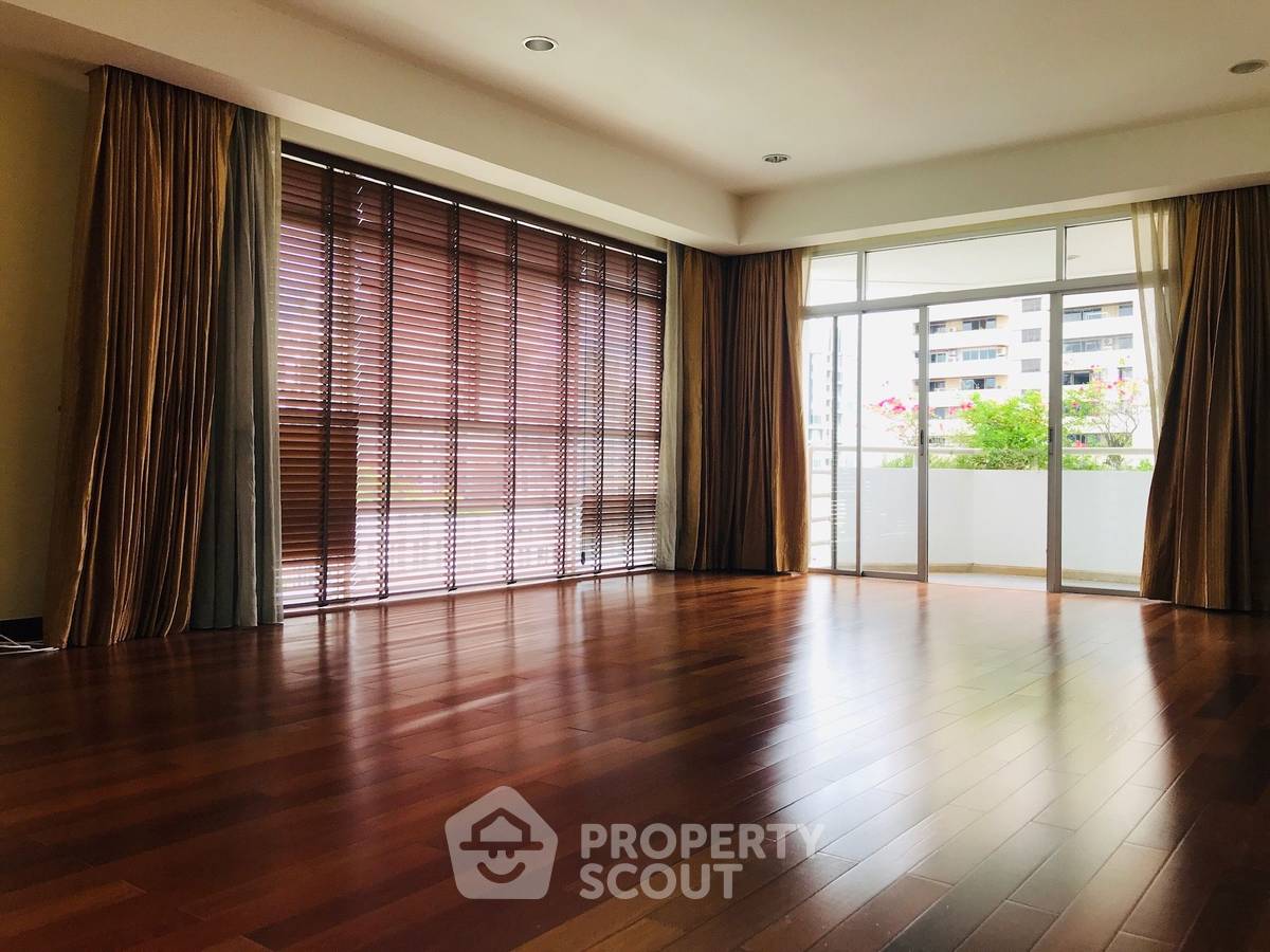 picture 3-BR Condo at La Cascade Condominium near BTS Ekkamai (ID 2224082) - 15/23