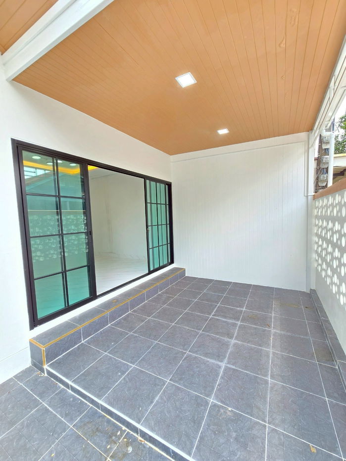 รูป หมู่บ้านธราดลบุรี ซ.2 (บ้านแฝด) - รูปที่ 16/21