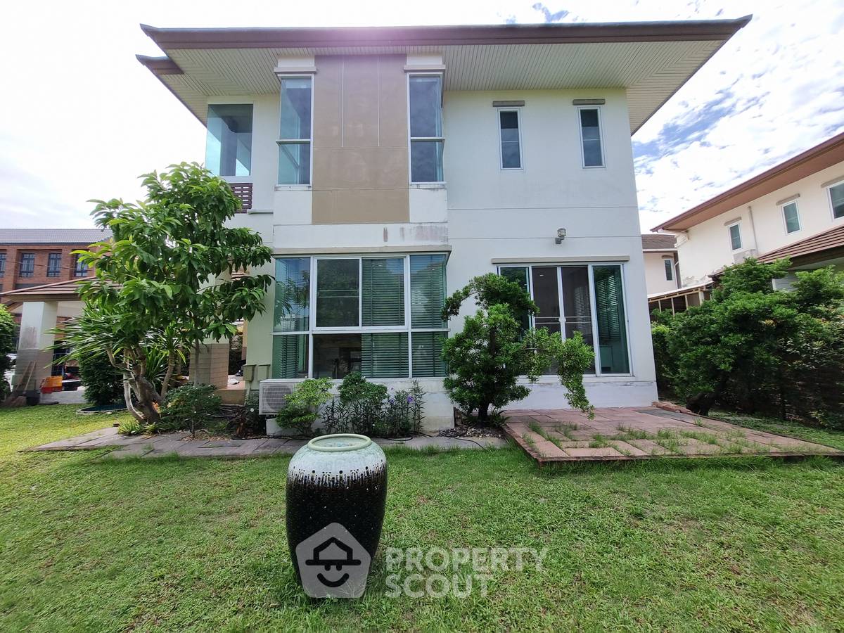 picture 3-BR House at Busarakham Residence in Sala Thammasop (ID 2180220) - 5/24