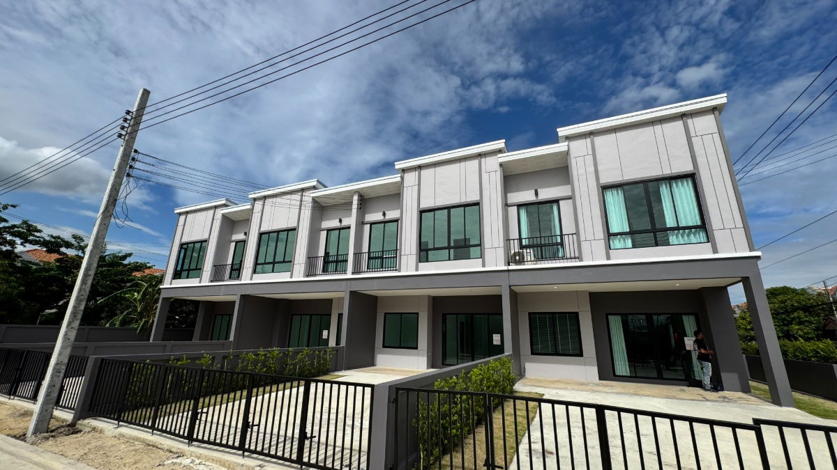 รูป โครงการ Narit Ville ทาวน์โฮม 2 ชั้น 4 ห้องนอน 4 ห้องน้ำ - รูปที่ 17/18