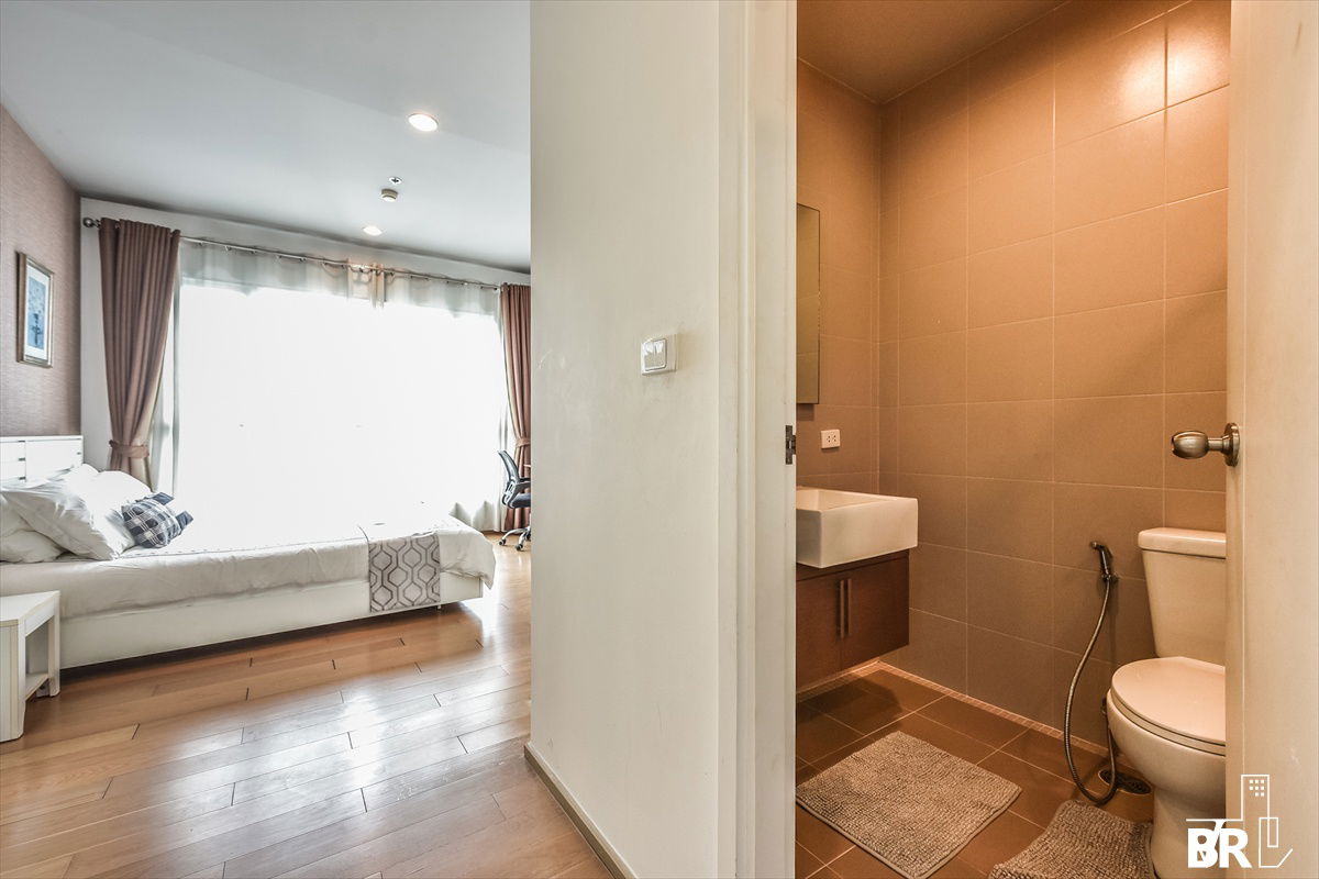 picture 💥 Hot Deal! 💥 Fully Furnished, Great Price , Hive Sathorn  near  BTS Krung Thonburi - 7/11