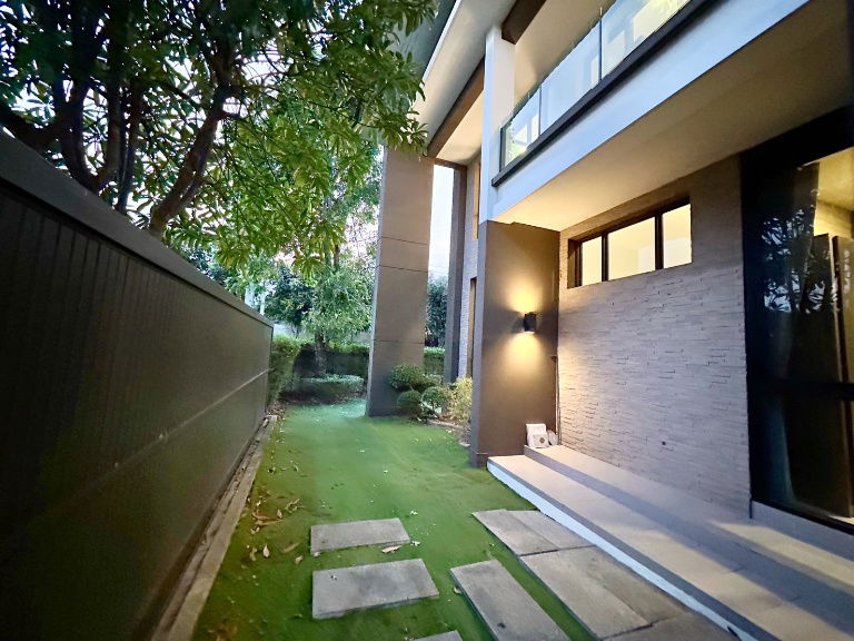 รูป 🏡 ด่วน!!! บ้านเดี่ยวหรู หลังมุม The City Bangna km.7 | 96 ตร.ว. 390 ตร.ม. ใกล้เมกา บางนา 👜 หิ้วกระเป๋าเข้าอยู่ได้เลย!!! - รูปที่ 25/27
