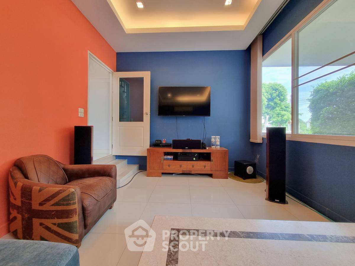 picture 3-BR House at Busarakham Residence in Sala Thammasop (ID 2180220) - 12/24