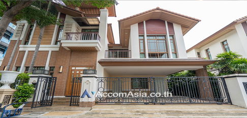 🔼🔽 AccomA 📩  4 BR House @Baan Sansiri Sukhumvit 67 (1818236)
