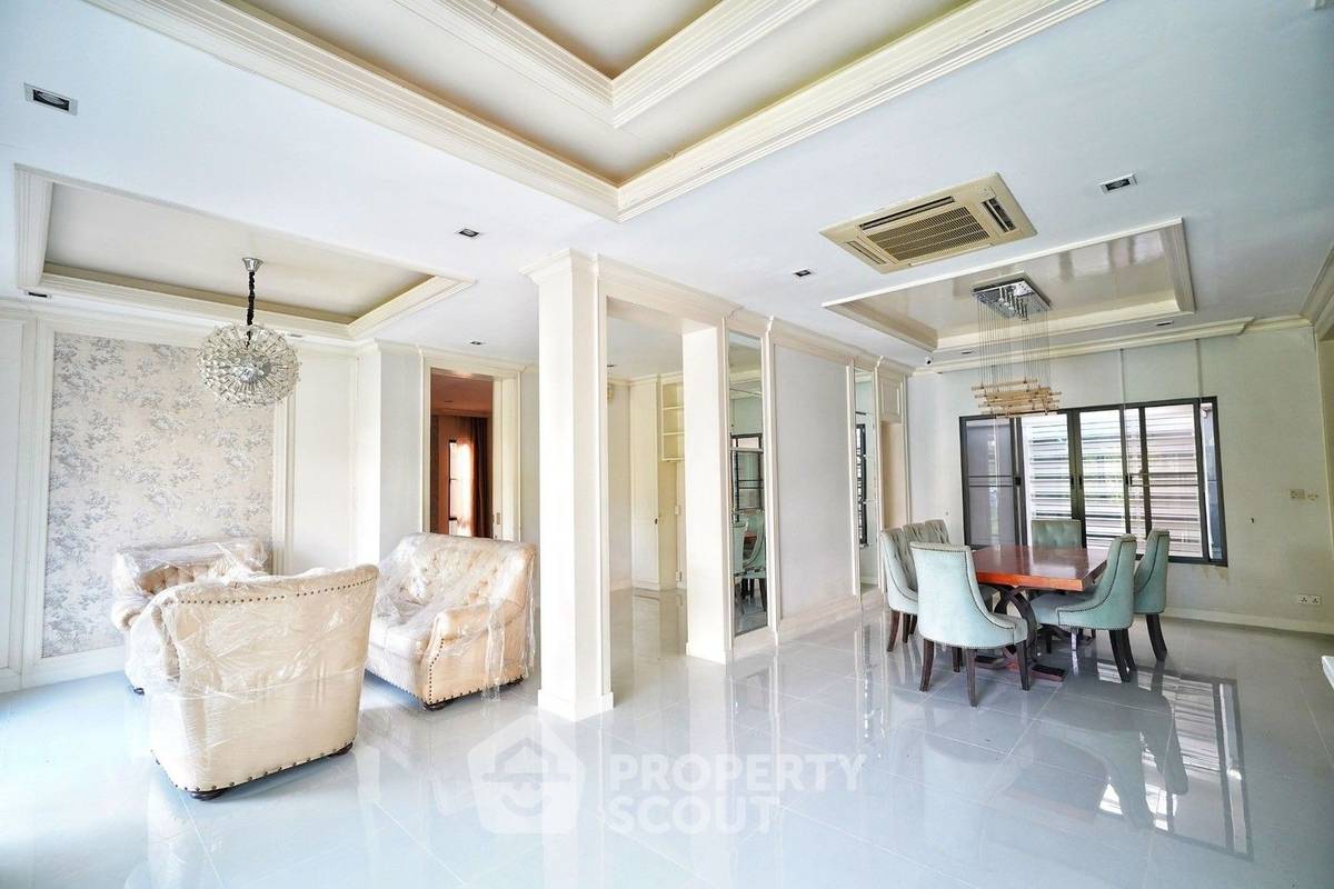 รูป บ้าน 5-ห้องนอน ที่ นาราสิริ ไฮด์อเวย์ ใน นวมินทร์ (ID 1539813) - รูปที่ 10/13