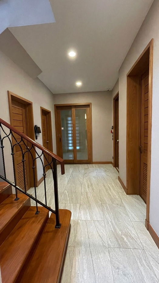รูป 🏡 ให้เช่าบ้านเดี่ยวหรู | Grand Bangkok Boulevard ศรีนครินทร์ ใกล้ ห้างสรรพสินค้า 180,000 บาท รหัสทรัพย์: RS1025 - รูปที่ 8/22