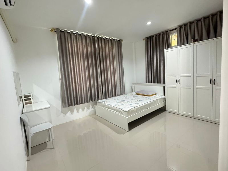 รูป ขายบ้านเดี่ยวมือสอง เขตพัทยา ซอยพรประภานิมิต32 บางละมุง ชลบุรี  - รูปที่ 9/16